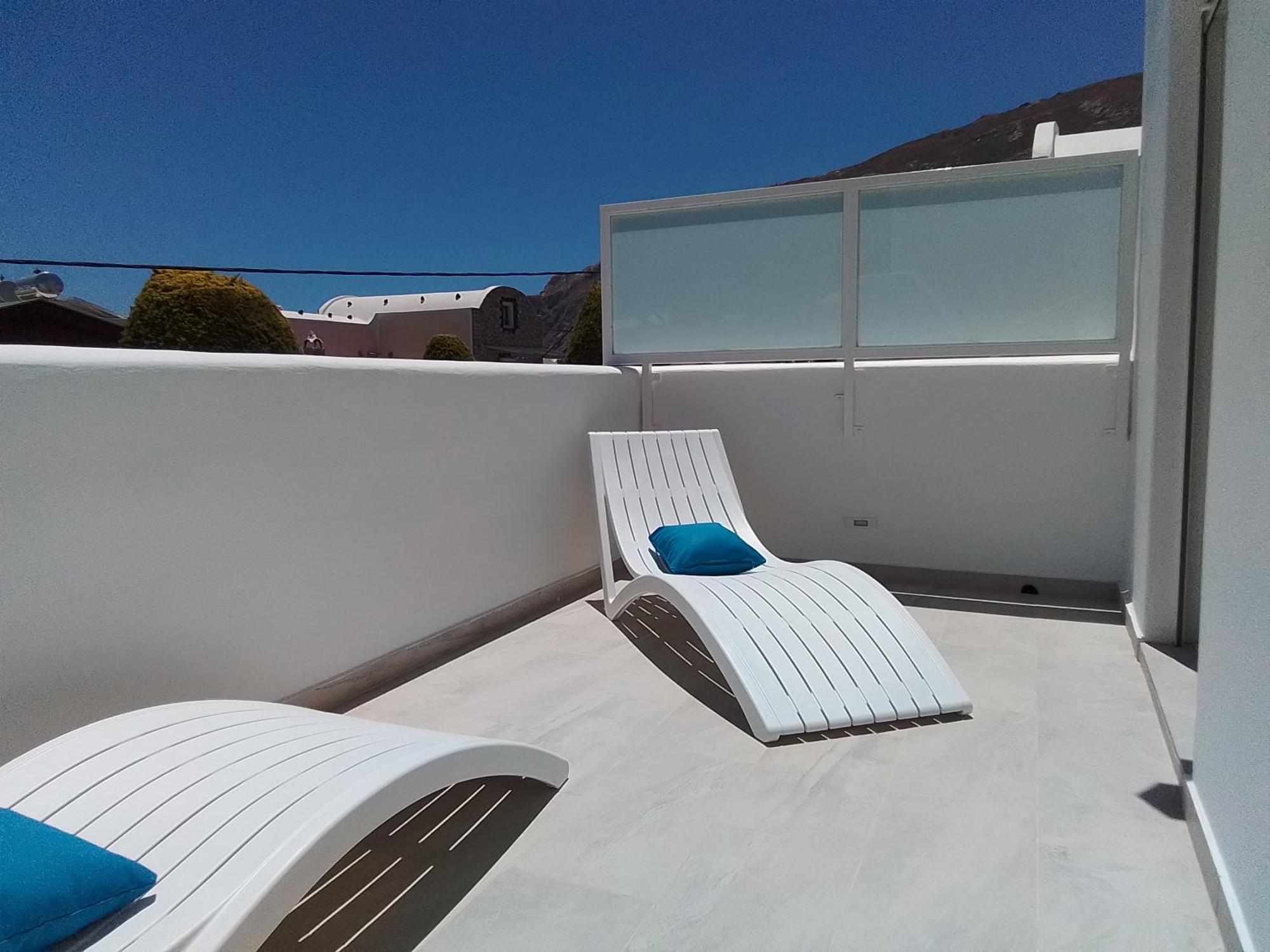 Chariot Apartments Santorini Kamári 部屋 写真